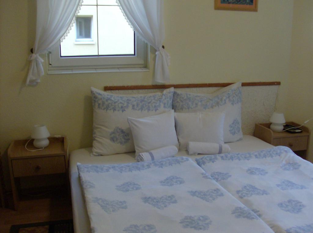 Hotel Zsuzsanna Ház Hévíz Esterno foto